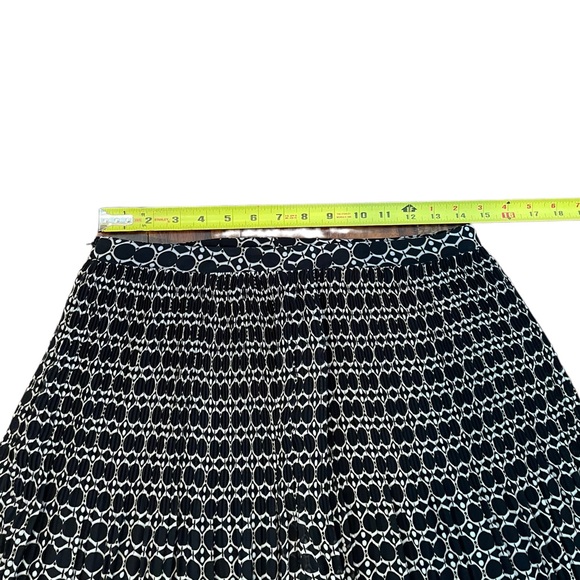 Lord & Taylor pleated black & brown print business casual lined skirt size 2 - Picture 10 of 11